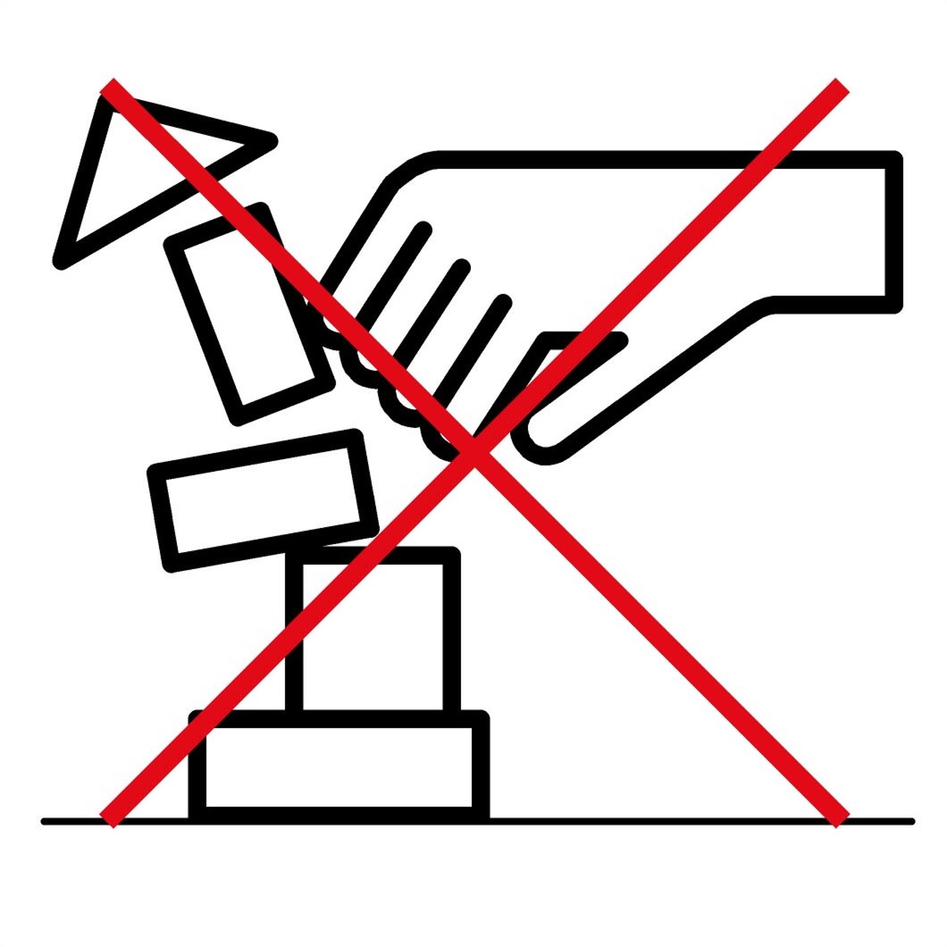 Strichzeichnung: Eine Faust haut gegen einen Turm aus Bauklötzen. Er stürzt ein.