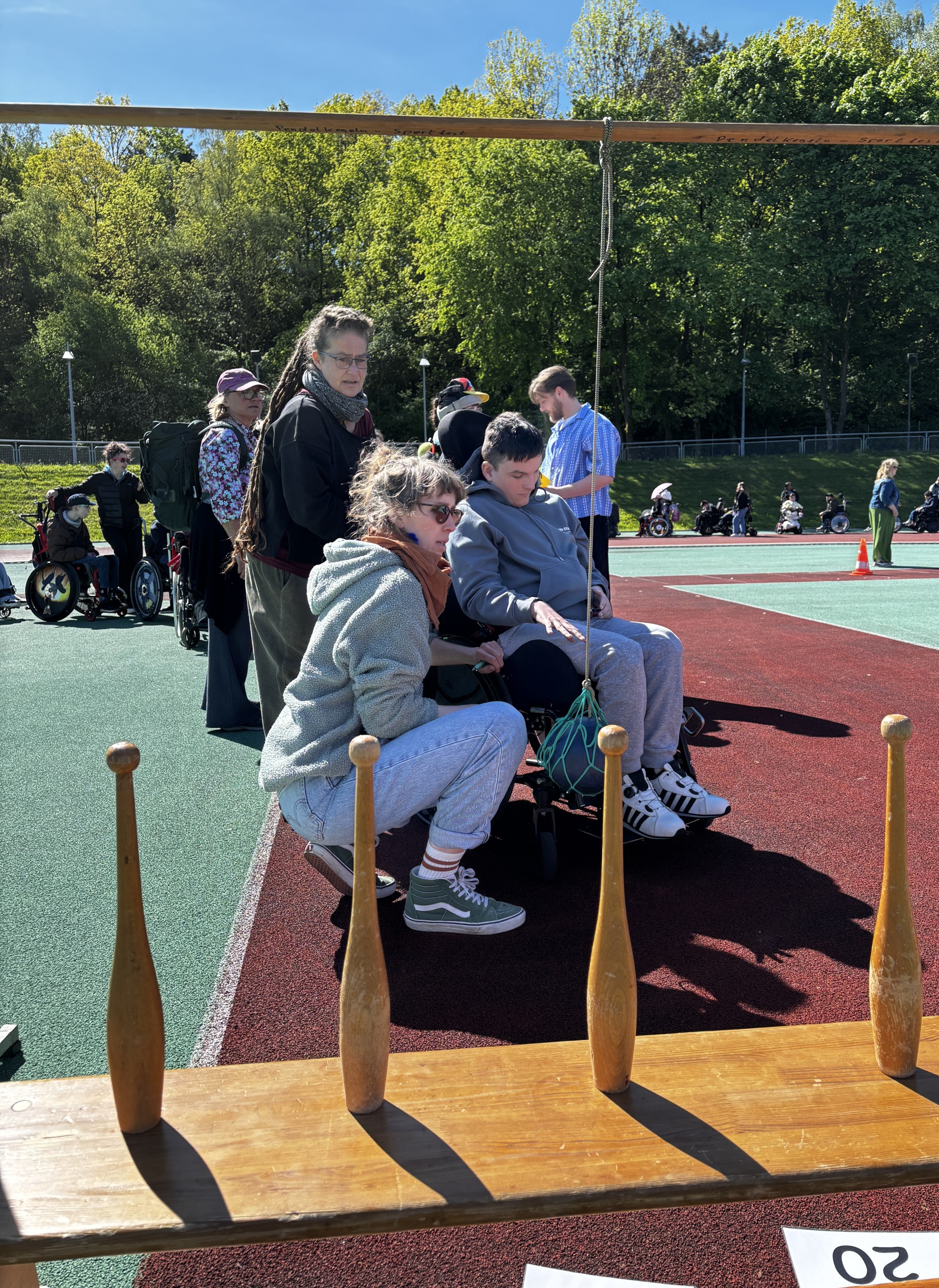 Schüler in Essen beim Sportfest